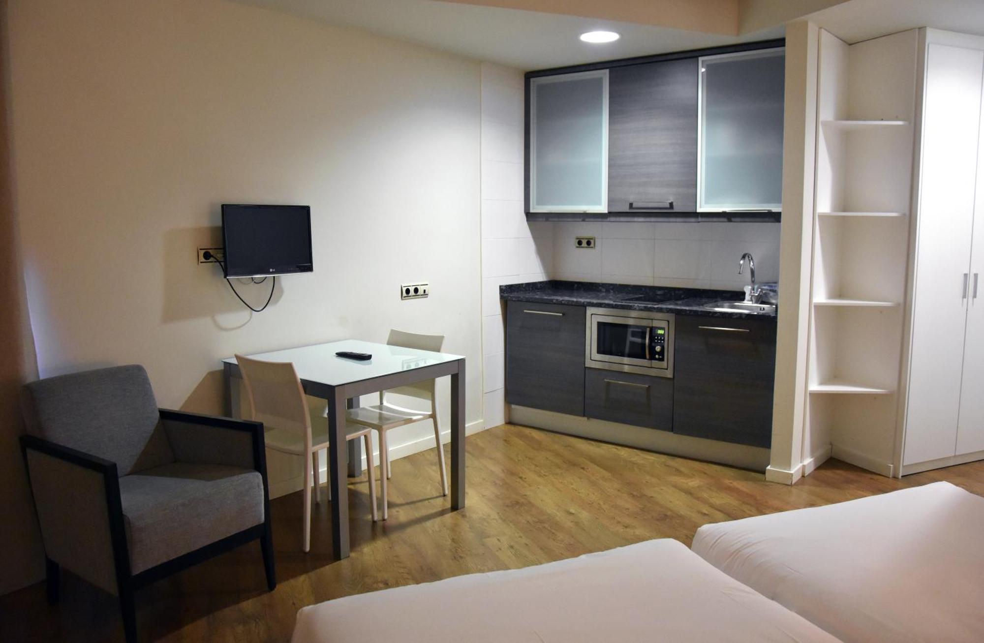 Hotel Y Apartamentos Snoe Isaba Kültér fotó