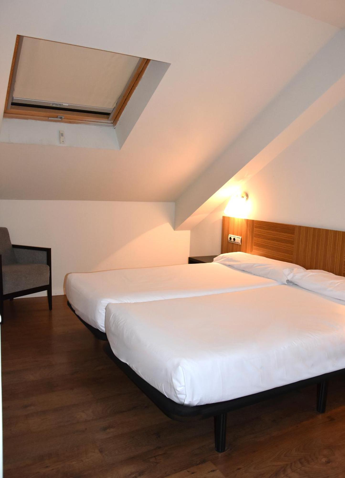 Hotel Y Apartamentos Snoe Isaba Kültér fotó