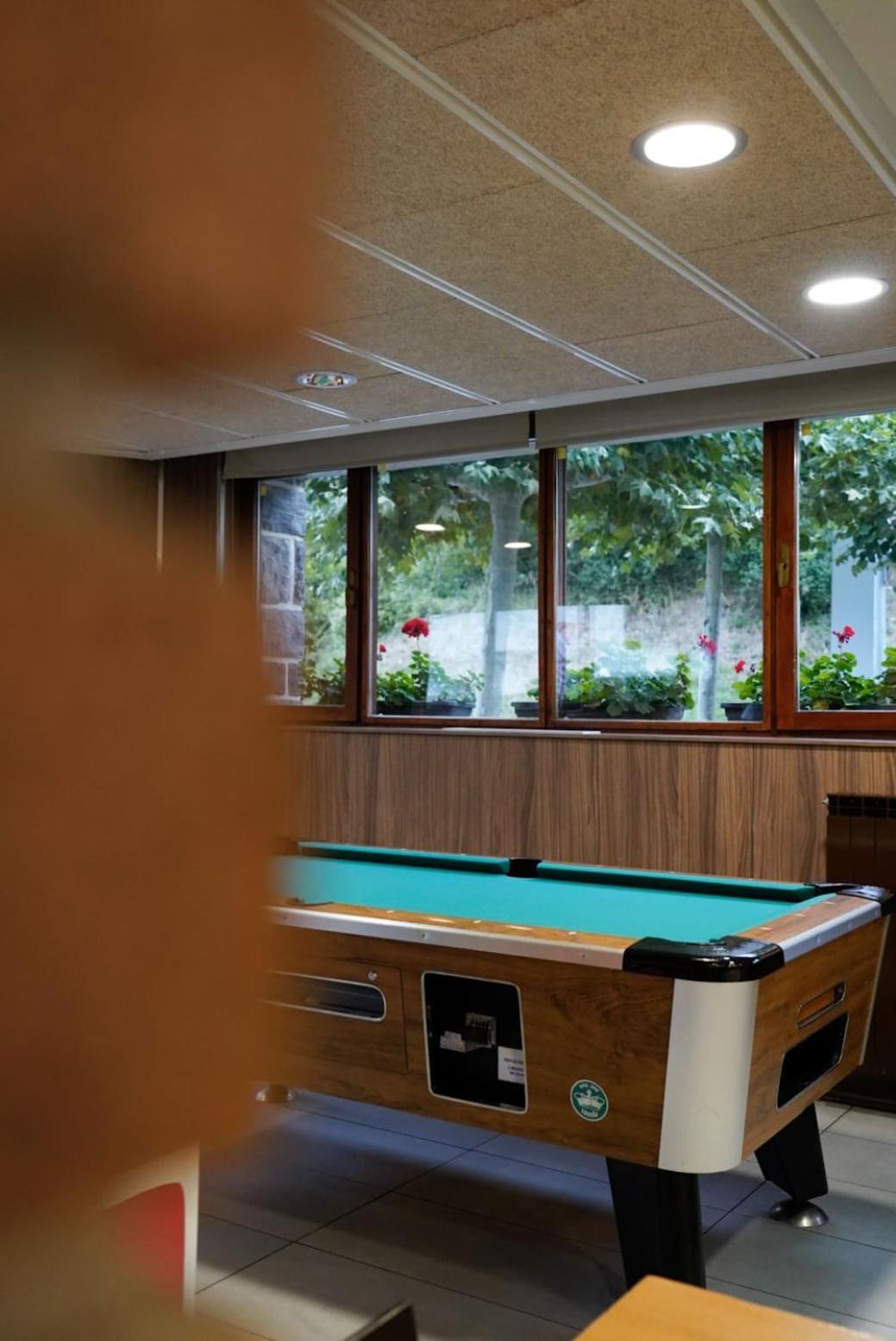 Hotel Y Apartamentos Snoe Isaba Kültér fotó